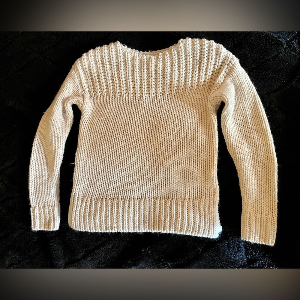 Universal Thread Chunky Crew Neck Cream XS